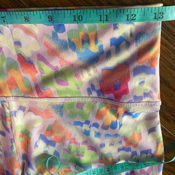 Fabletics PowerHold High-Rise Compression Bike Shorts Multicolor Size S, Workout - Picture 5 of 7